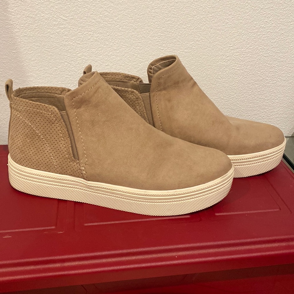 ankle booties
